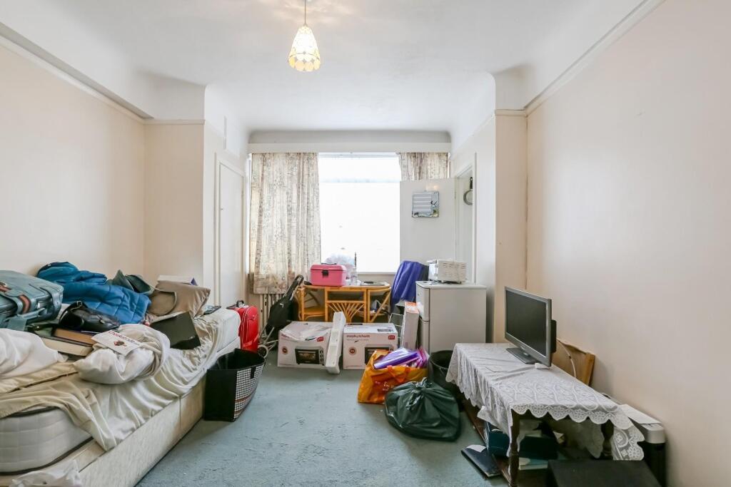 Apartment in London - View 4