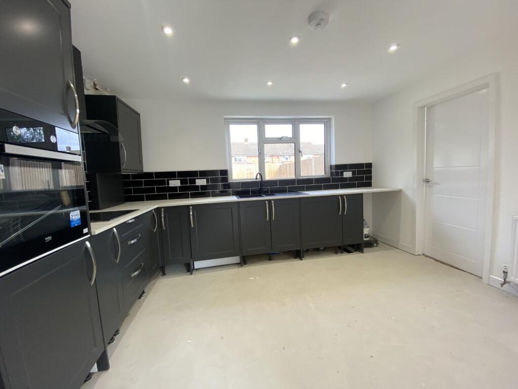 Mascord Road, Banbury, OX16 - View 2