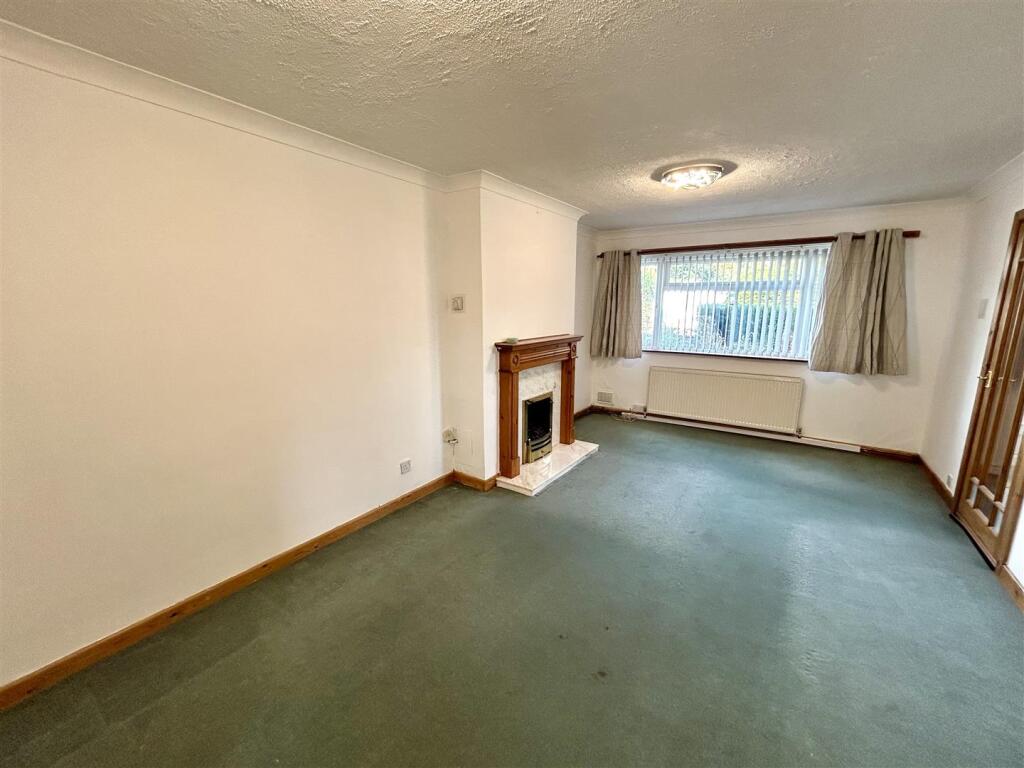 House in Leominster, Herefordshire - View 5
