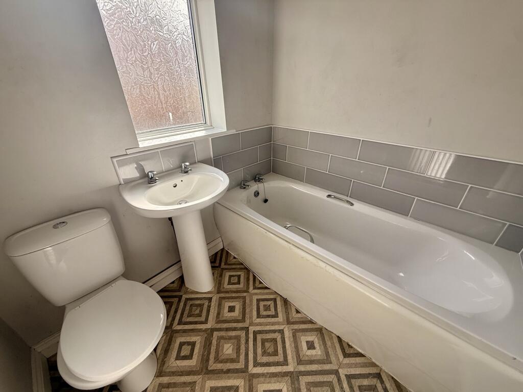 House in Durham - View 5