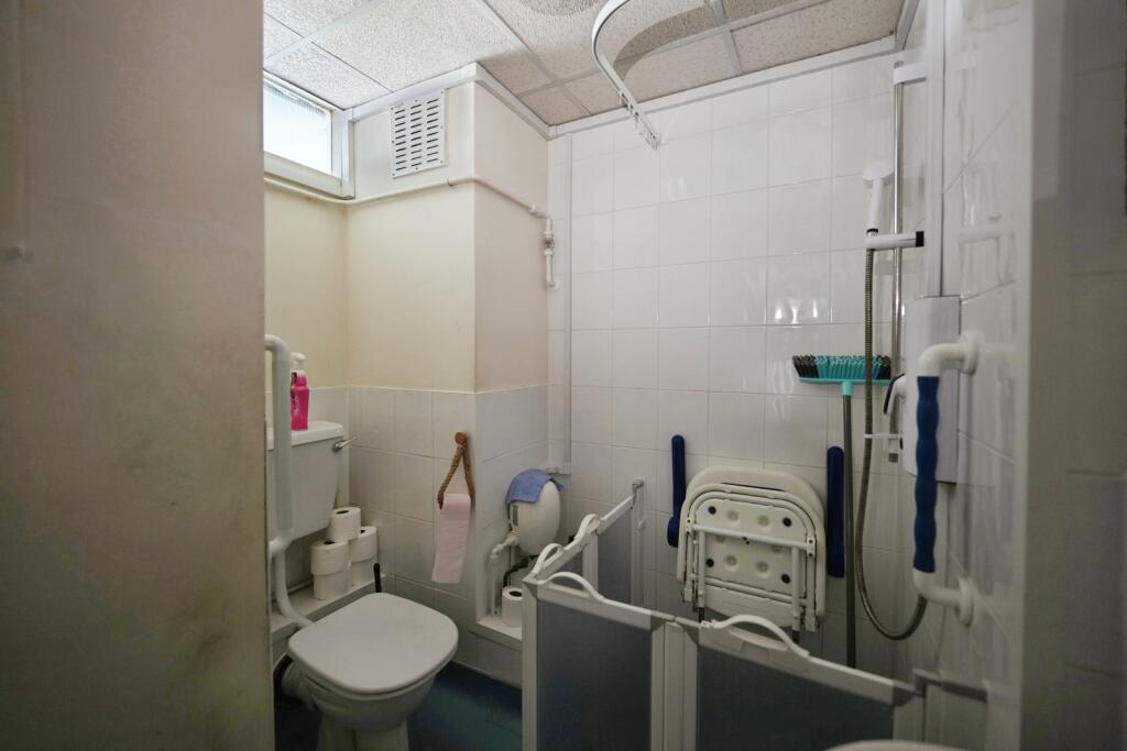 Apartment in Bristol - View 4