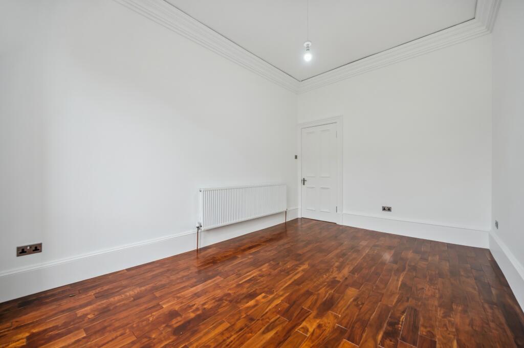 Apartment in Glasgow - More
