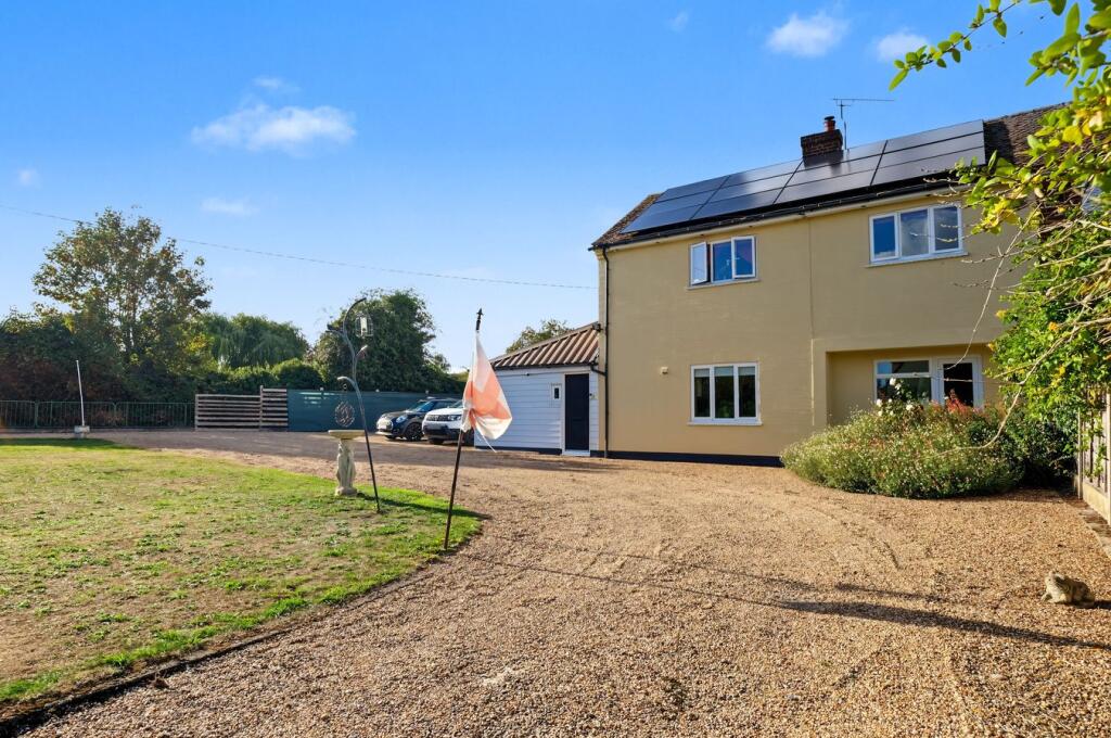 House in Maldon, Woodham Mortimer - View 2