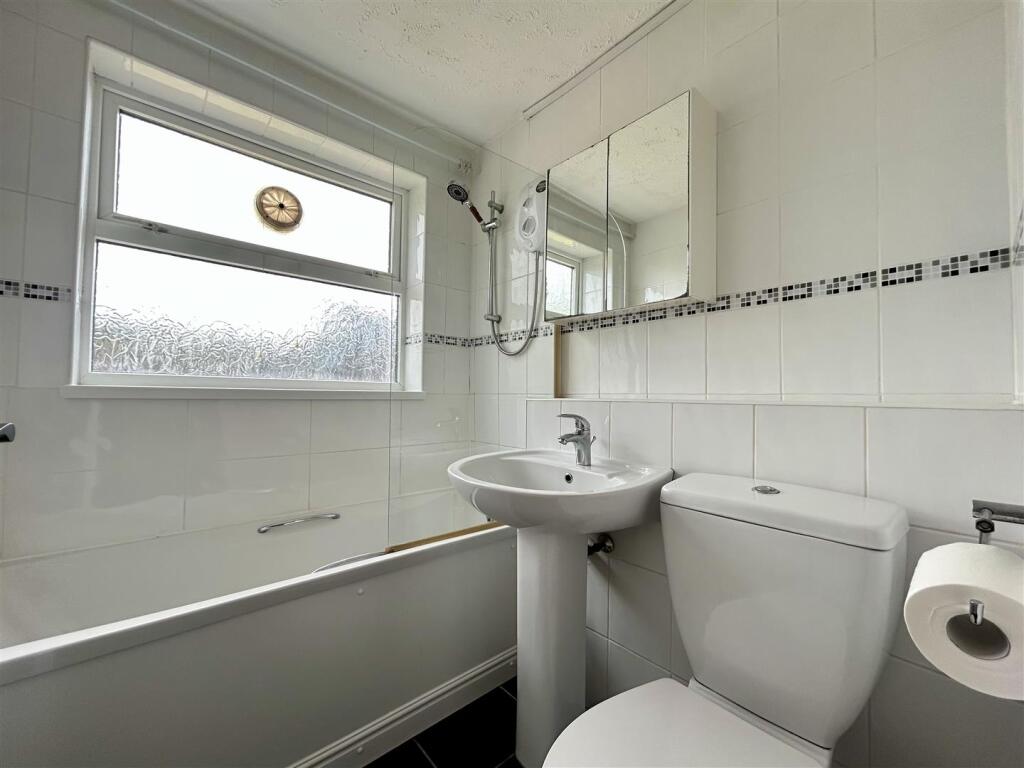 Additional image 15 of Wicklow Close, Halesowen