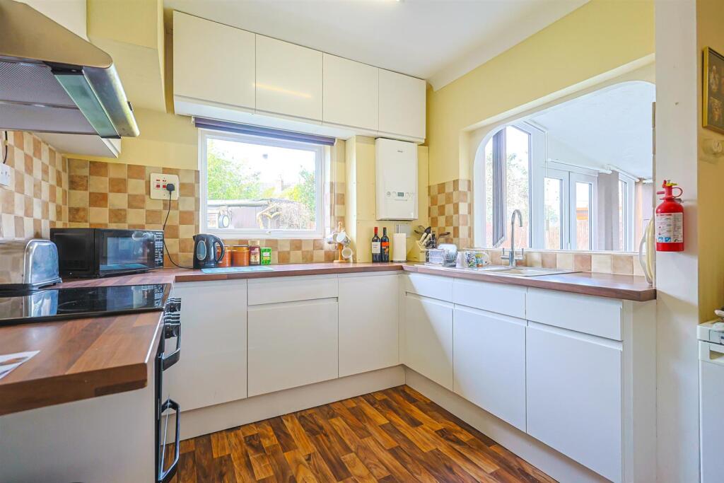 Broadlands Road, Hockley photo 4