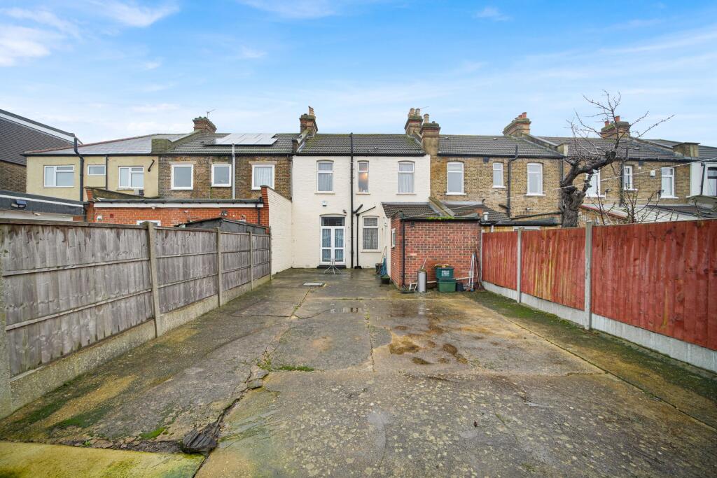 Kingswood Road, Ilford, IG3 photo 2