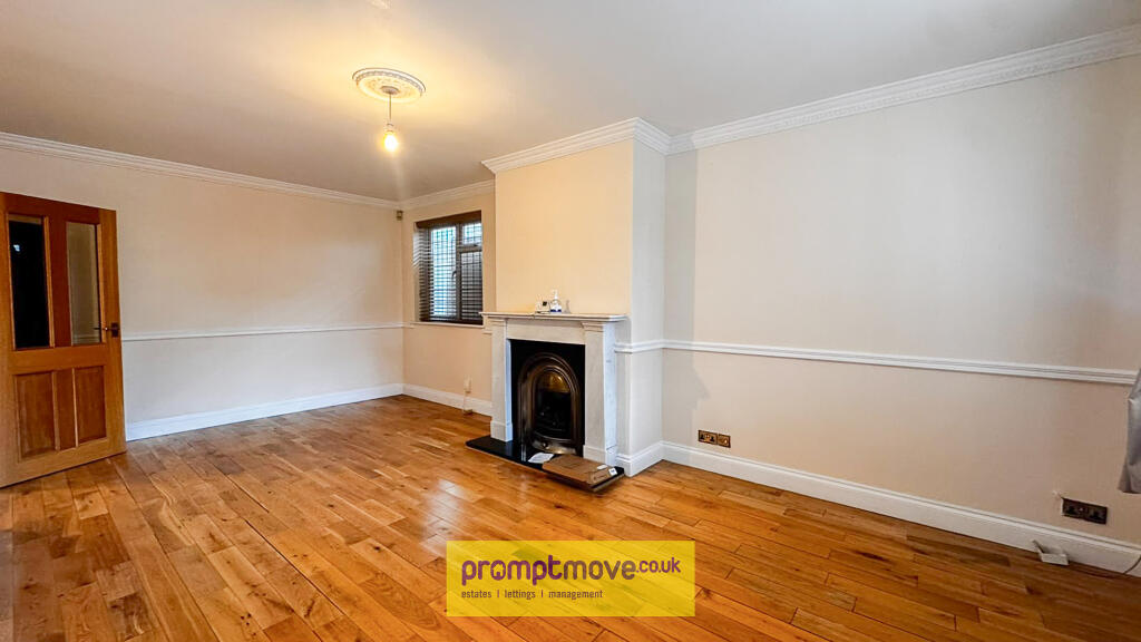 House in Luton, Stopsley - View 5