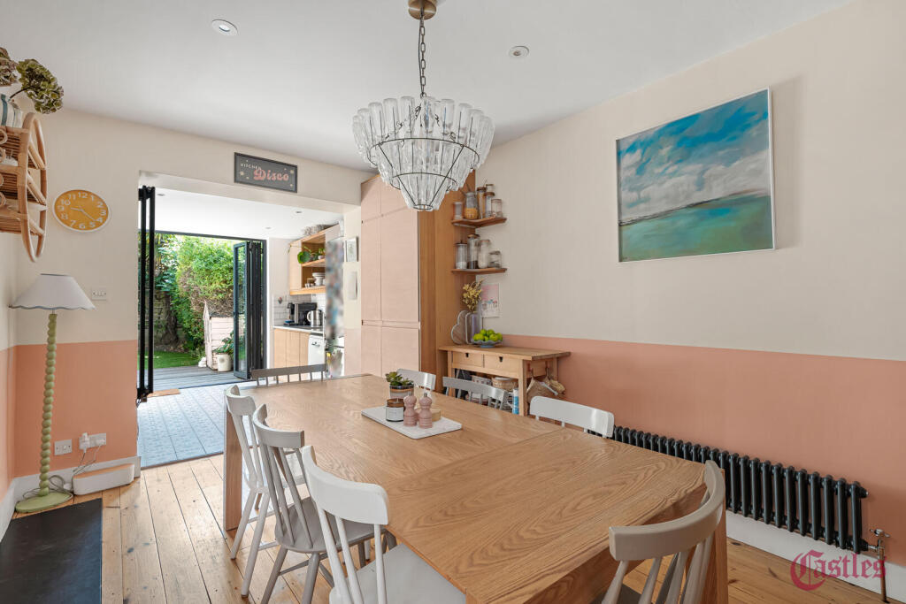 House in London, Ferme Park, Hornsey - More