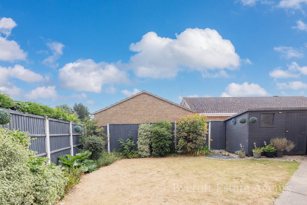The perfect sanctuary for a growing family in Fell Way, Bradwell photo 4