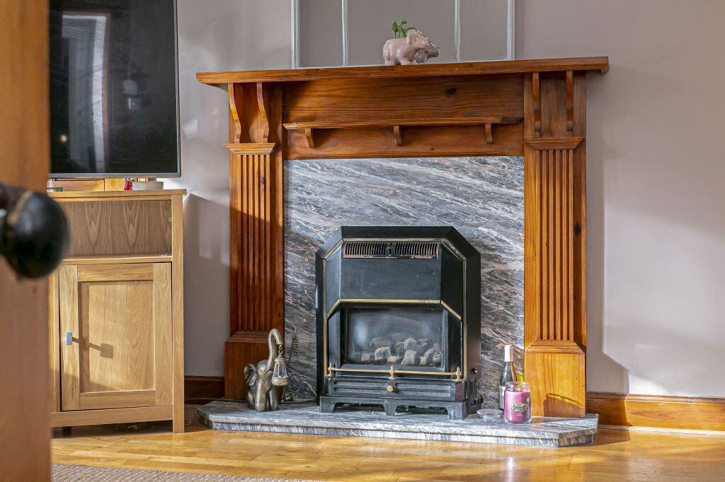 86 Dewar Street, Dunfermline, KY12 8AA photo 4