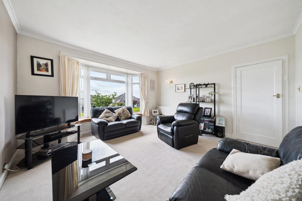 Mansefield Crescent, Clarkston, Glasgow, G76 photo 2