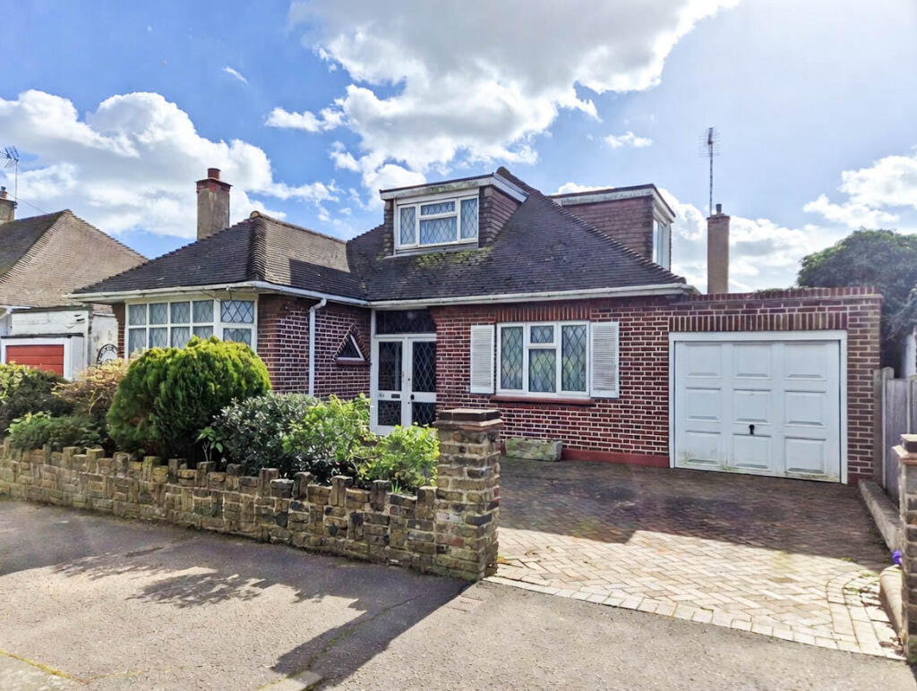 Main image of property: Prince Avenue, Westcliff-On-Sea