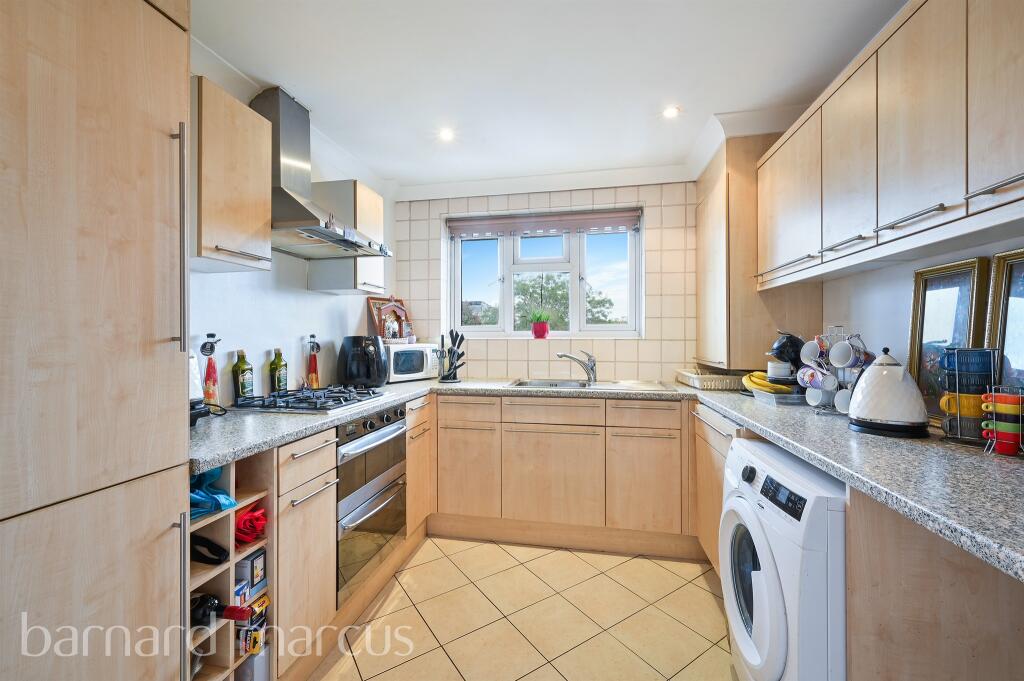 Apartment in London - View 4