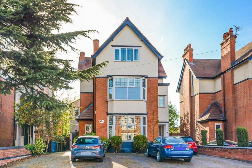 Main image of property: Musters Road, West Bridgford, Nottingham, Nottinghamshire, NG2