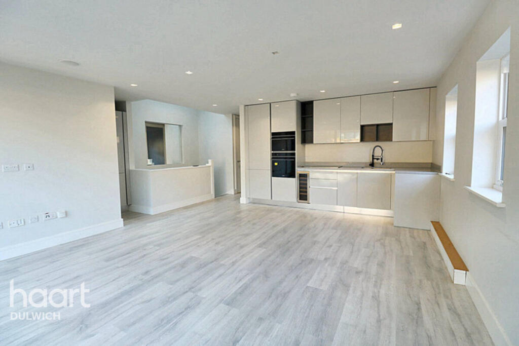 Main image of property: Lordship Lane, London
