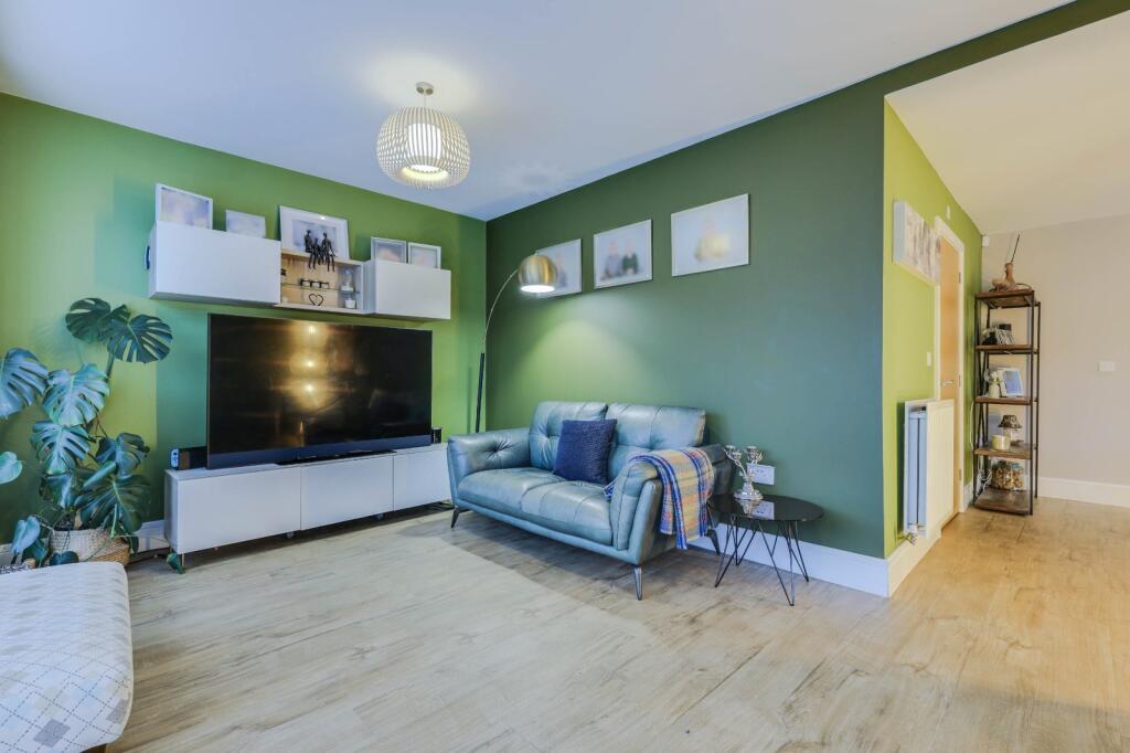 Additional image 4 of West Wood View, Apperley Bridge, Bradford, West Yorkshire, BD10