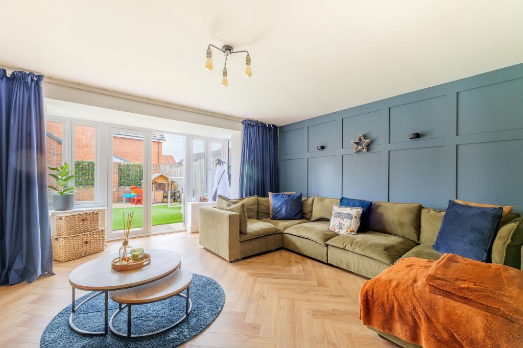 House in North Tyneside, Northumberland Park, Backworth - View 2