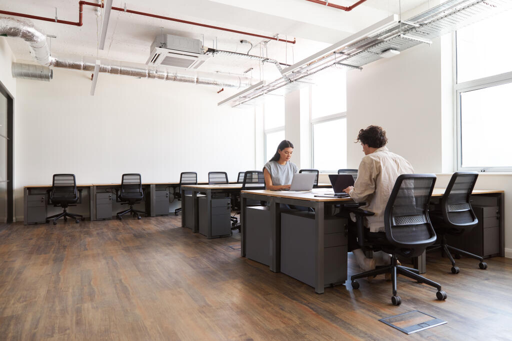 18 Person Office