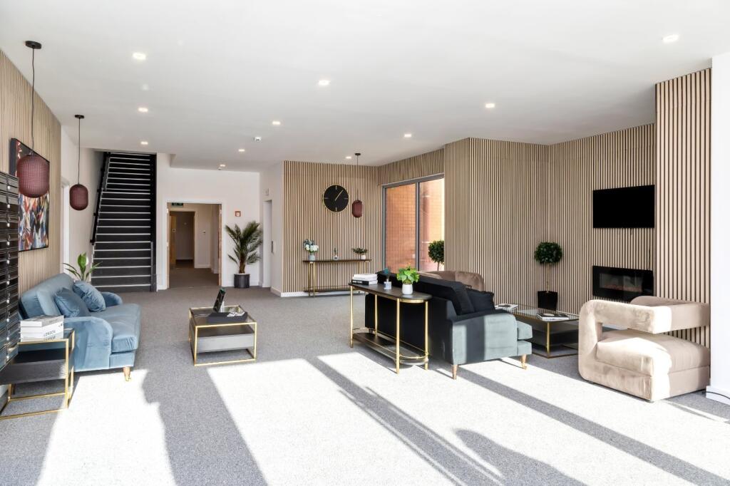 Apartment in Hove, Brighton and Hove - View 4