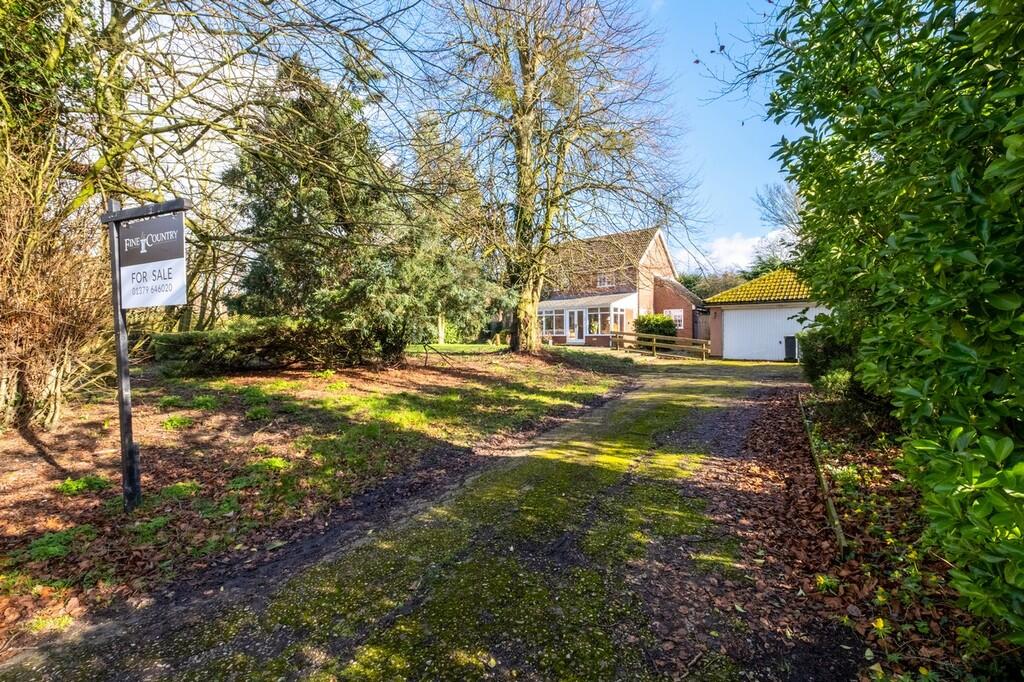 4-bed detached on Occold, £500,000