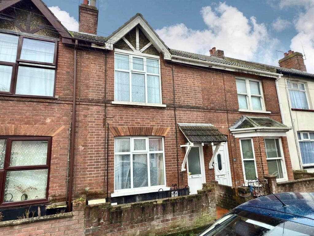 Main image of property: Norwich Road, Lowestoft Suffolk, NR32