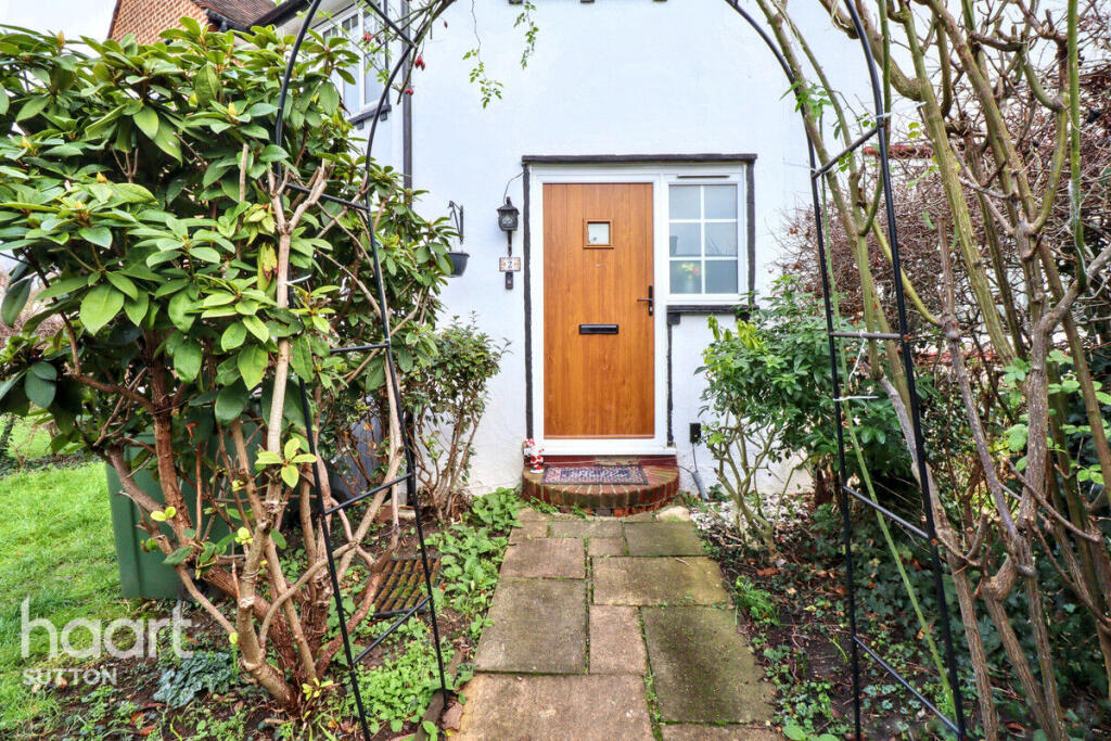 Main image of property: Hawthorne Close, Sutton