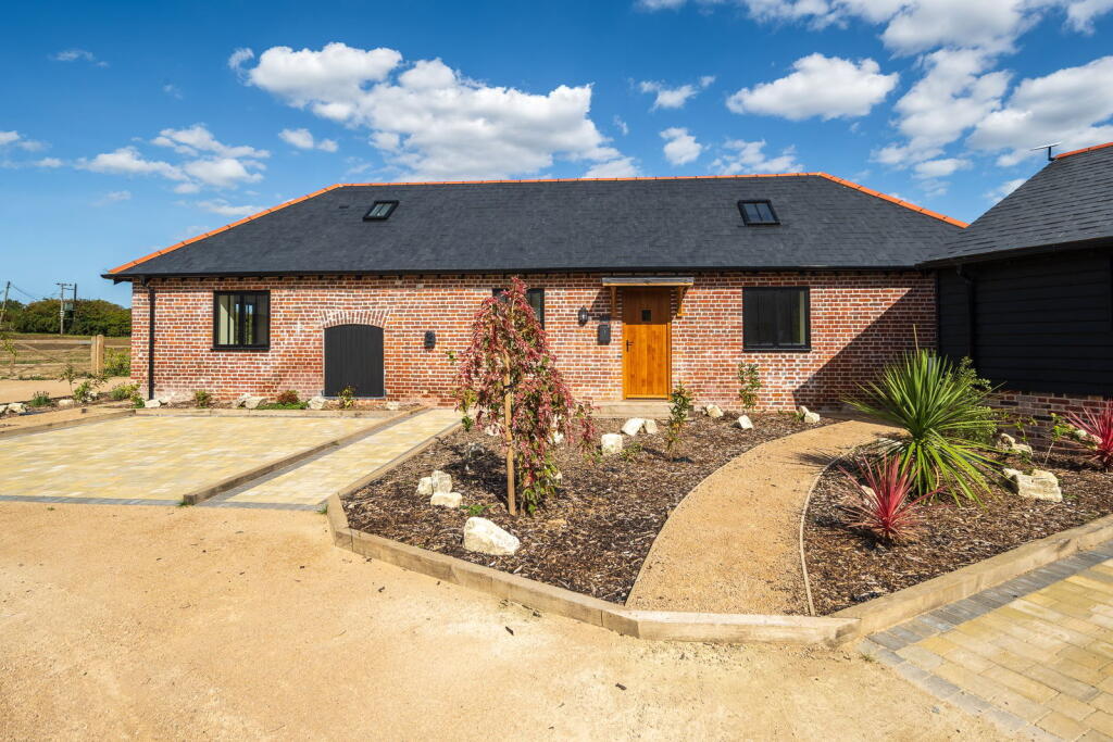 House in Canterbury - More