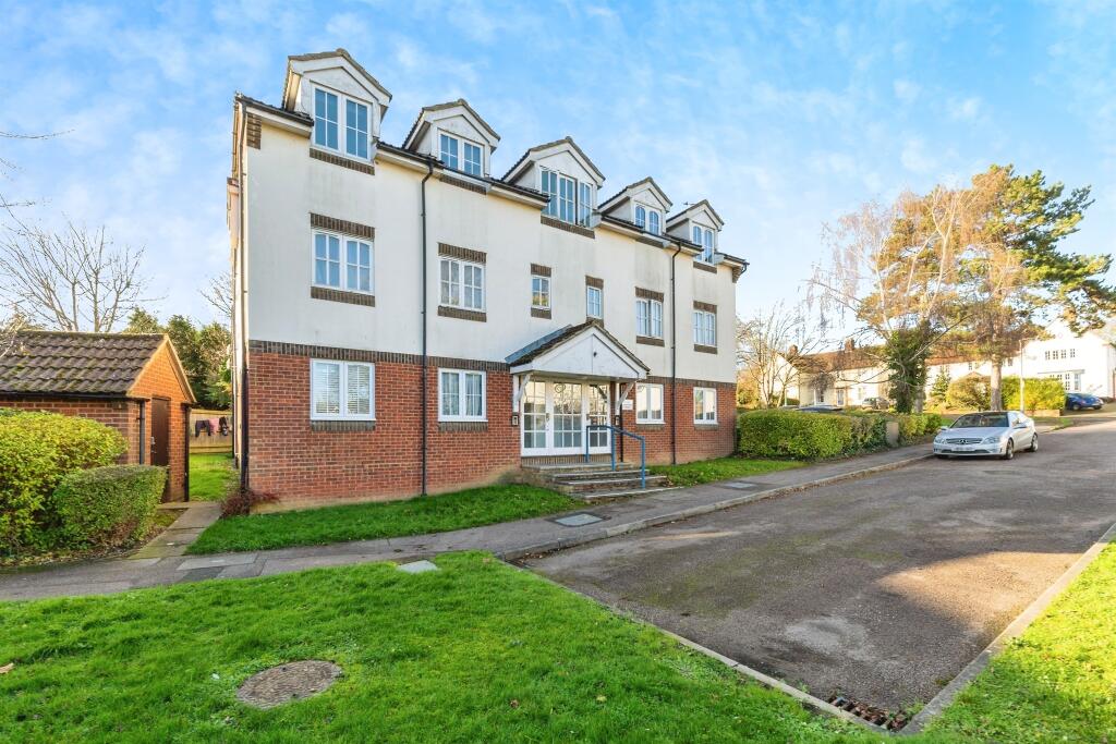 Main image of property: Rosemont Close, Letchworth Garden City