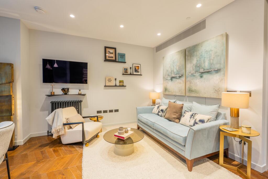 Apartment in London - View 5