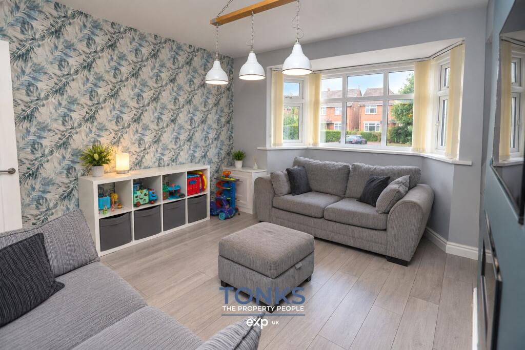 House in Dudley - View 3