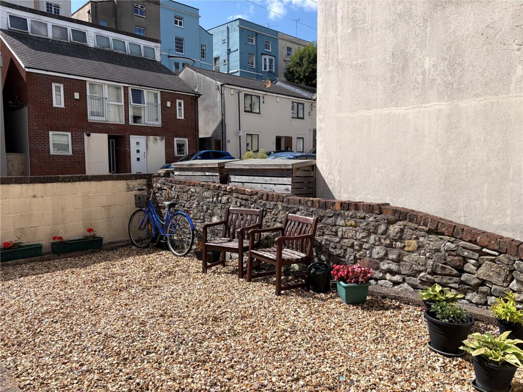 Property photo 6