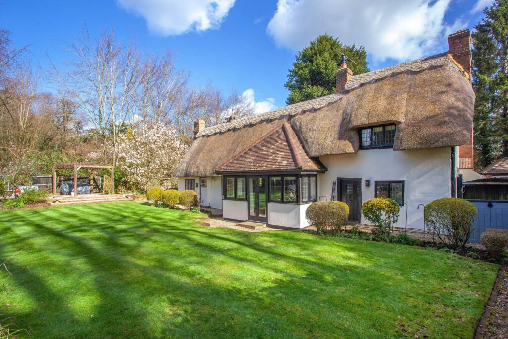 Cane End, South Oxfordshire photo 2