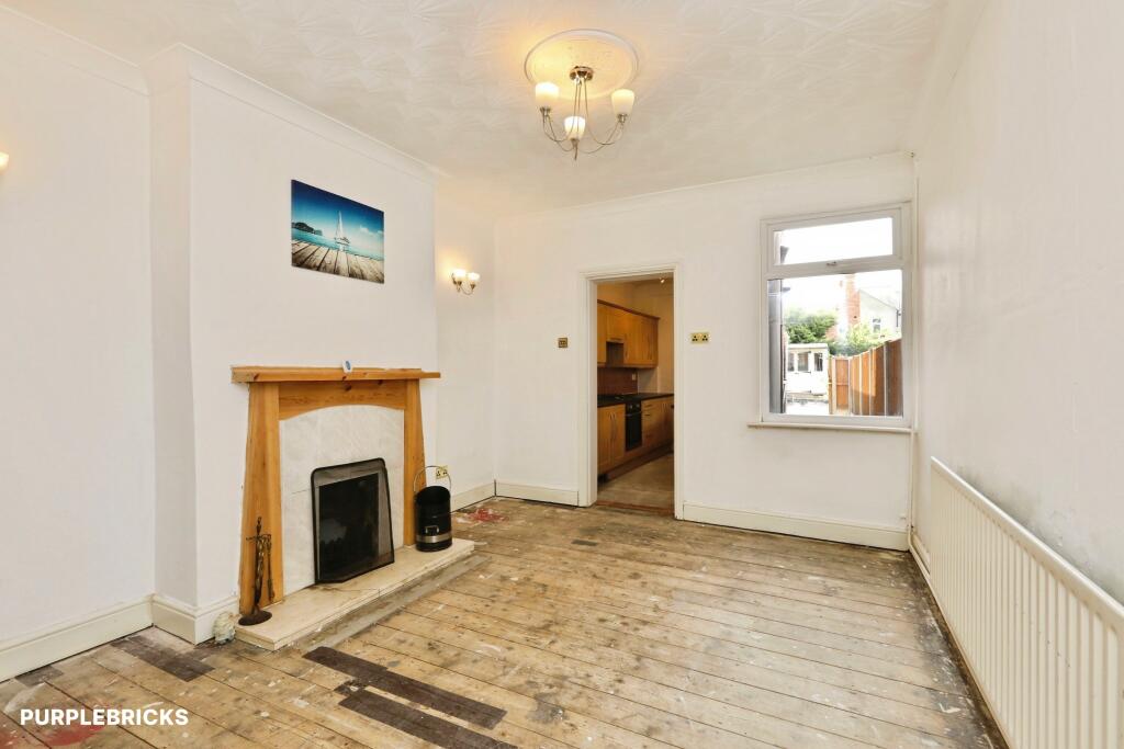 House in Doncaster - View 4