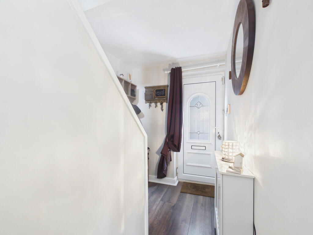 Grasby Road,  Hull, HU8 photo 3