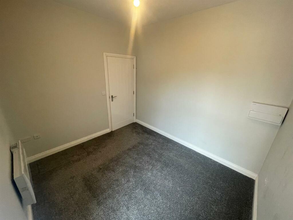 Apartment in Wolverhampton - View 4