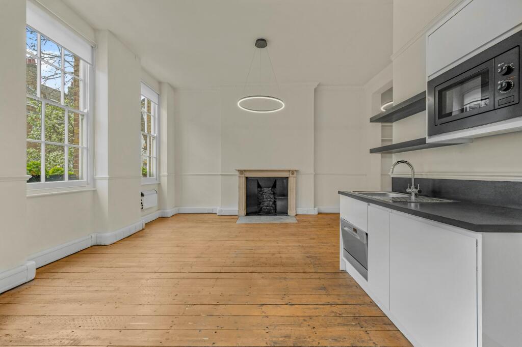 kitchen 1.jpg