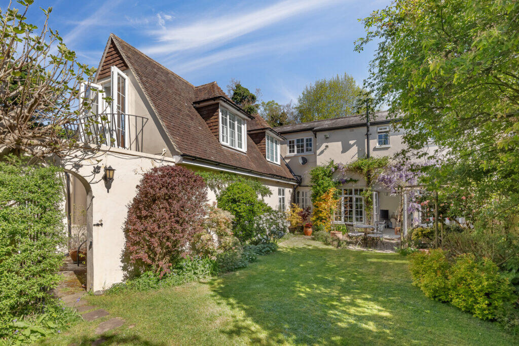 Main image of property: Langton Road, Tunbridge Wells, TN4 8XA