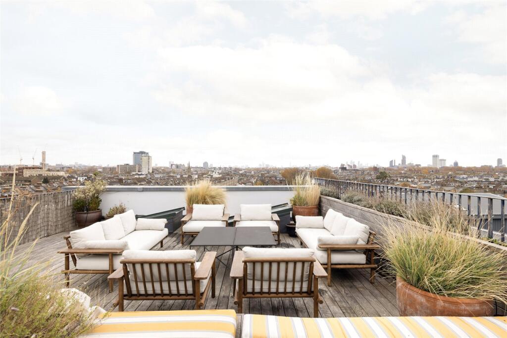 Apartment in London - View 4