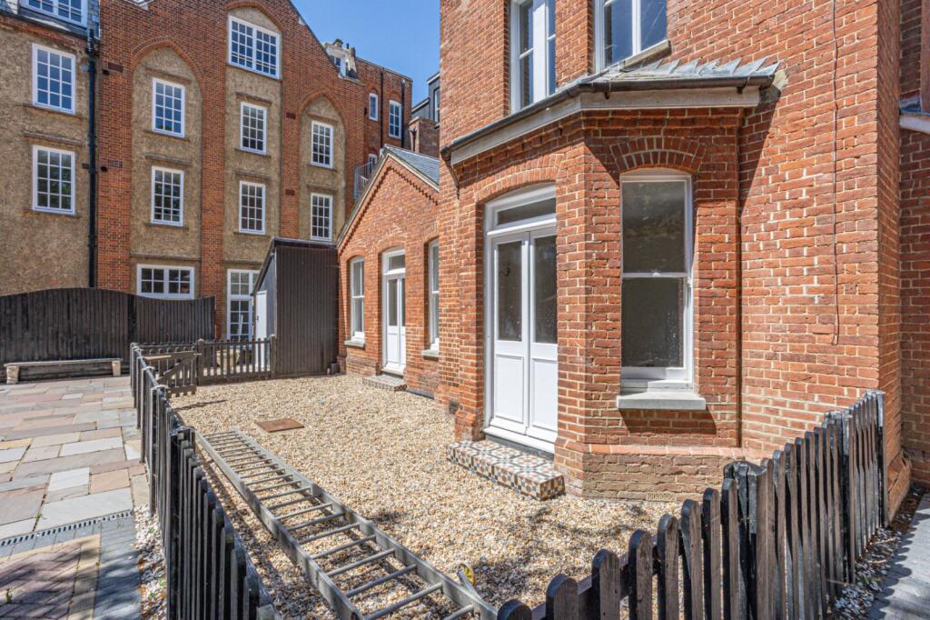 Main image of property: Canterbury Road, Westgate-on-Sea, Kent, CT8