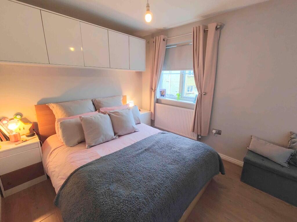 21 Spruce Heights, Hove Edge, Brighouse, HD6 2JS photo 2