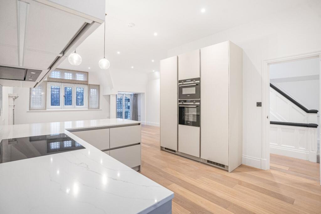 Main image of property: Sloane Street,
Knightsbridge, SW1X