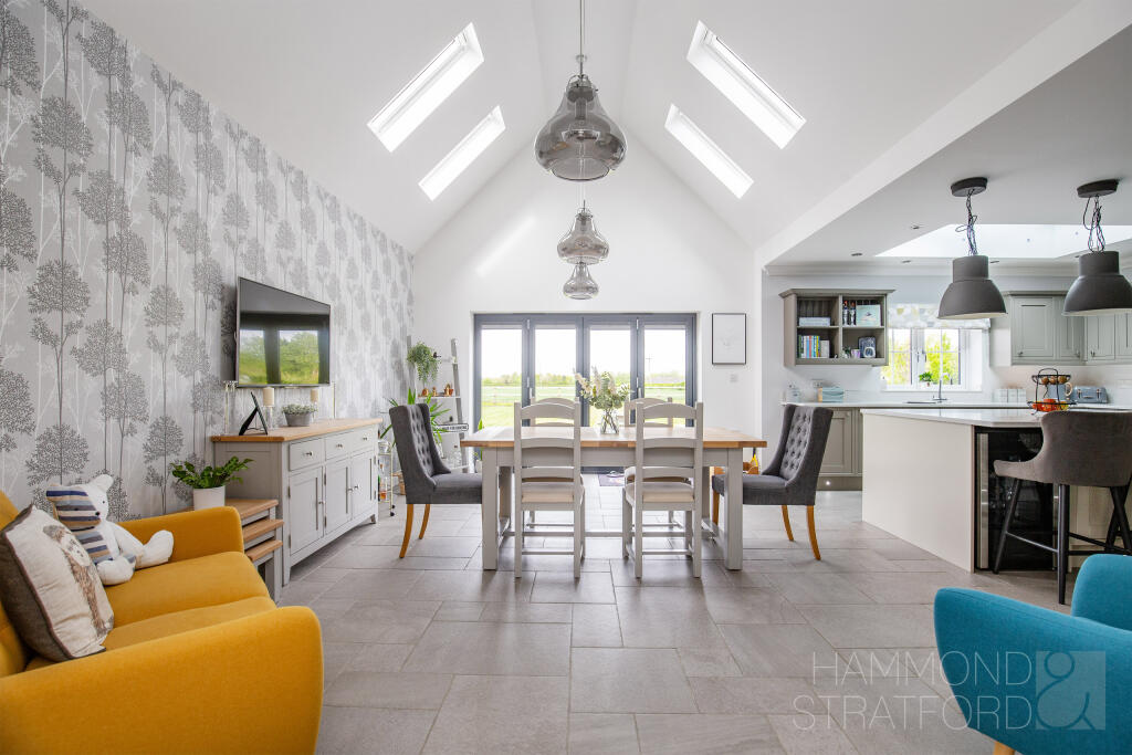 House in Norwich - View 3