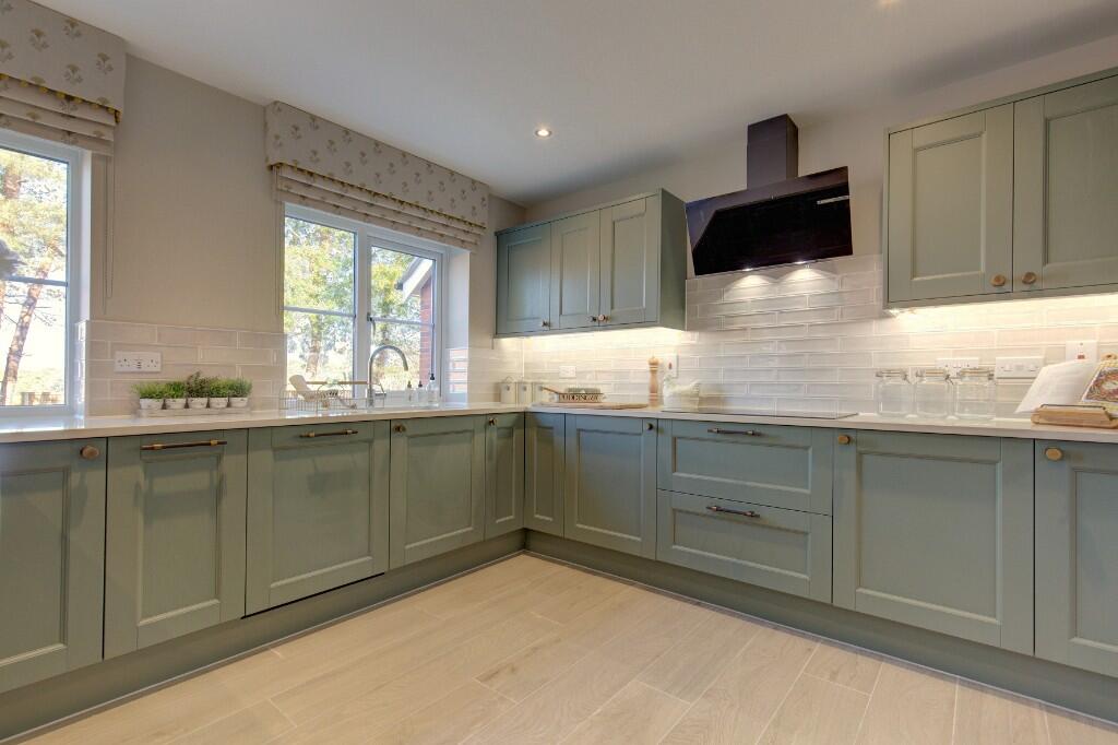 Brookes Way,
Long Stratton,
NR15 2FF photo 2