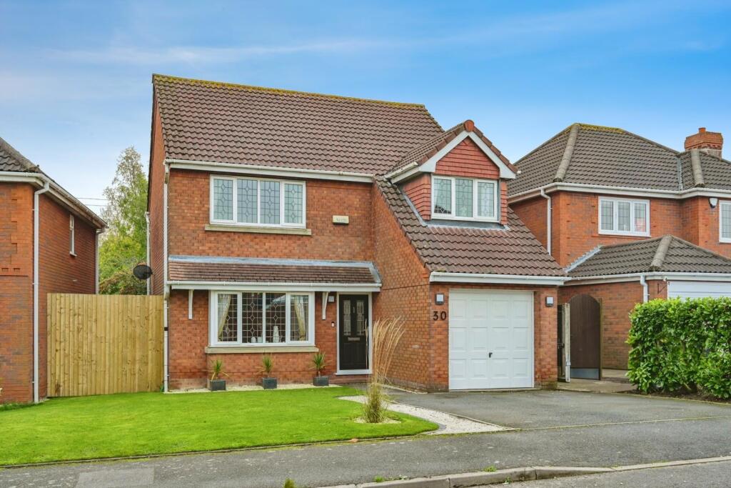 Main image of property: Marsett, Wilnecote, Tamworth