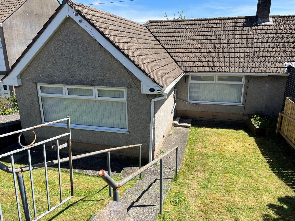 Main image of property: Heol Barri, CAERPHILLY