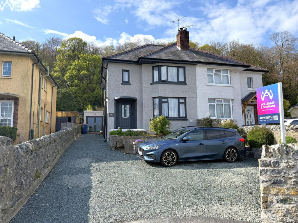 Main image of property: Church Terrace, Llangefni, Anglesey, LL77