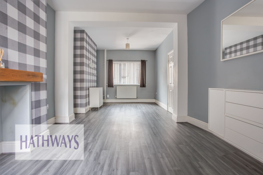 House in Pontnewydd - View 5