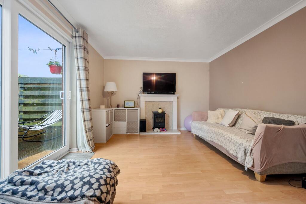 Trefoil Close, Birchwood, WA3 – další