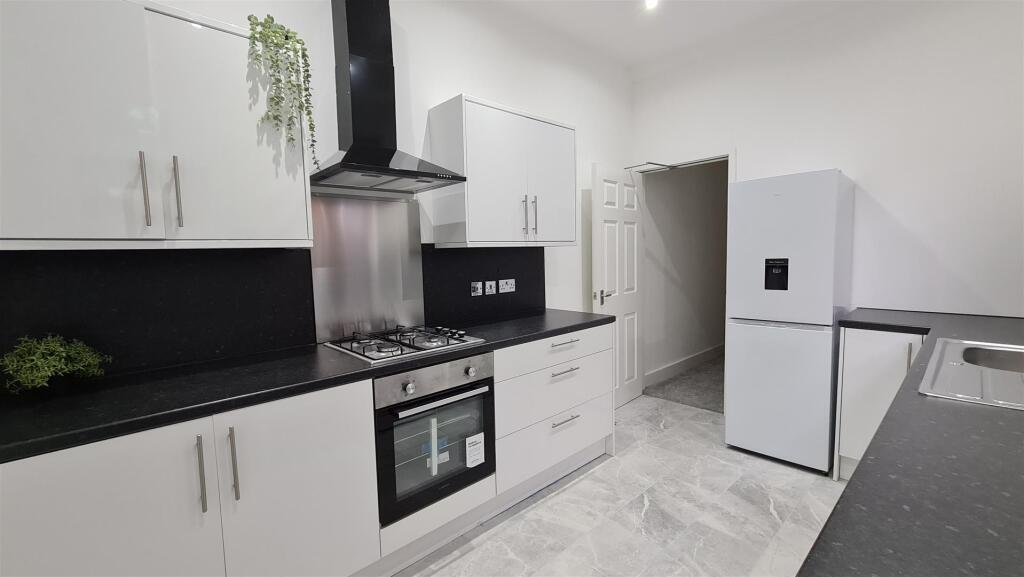 House in Birmingham - View 4