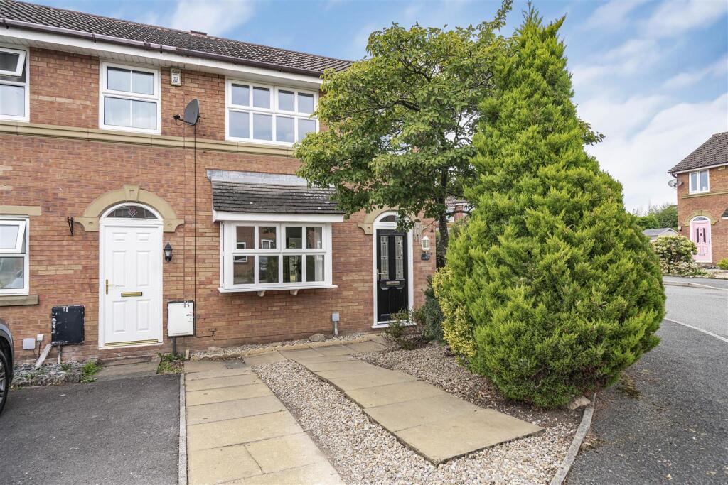 Main image of property: Linnets Wood Mews, Worsley, Manchester